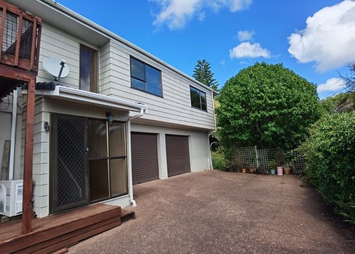  at 23 Squirrel Lane, Browns Bay, North Shore City, Auckland