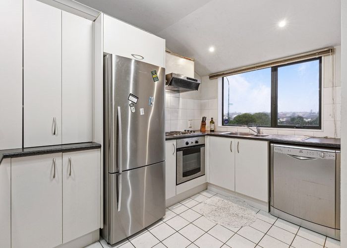  at 88 Naylors Drive, Mangere, Manukau City, Auckland
