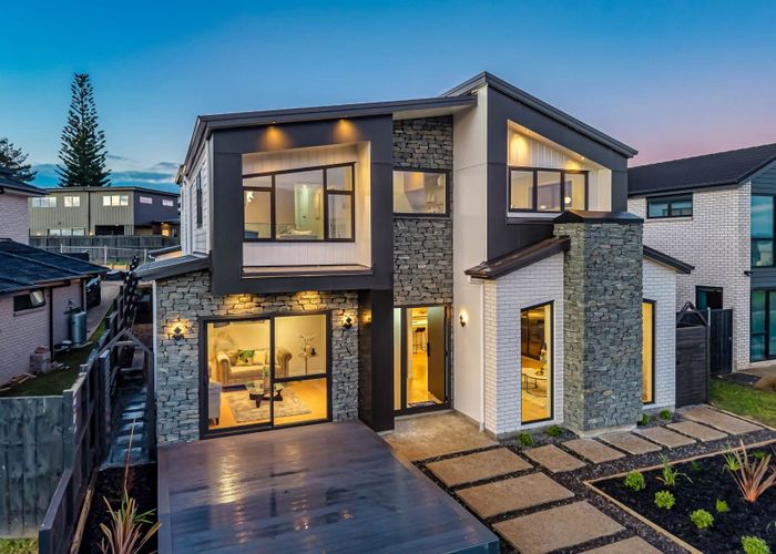  at 7 Emerald Avenue, Karaka, Franklin, Auckland