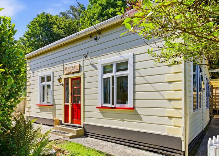  at 89  Glen Road, The Glen, Dunedin, Otago