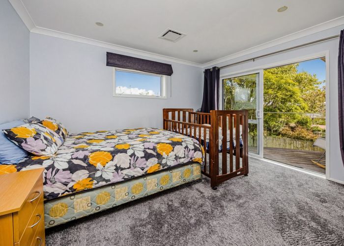  at 4 Tupaki Place, Pakuranga Heights, Manukau City, Auckland