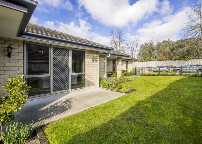  at 16 Silkwood Crescent, Karaka, Papakura