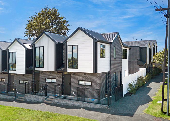  at 4/66 Roberton Road, Avondale, Auckland City, Auckland