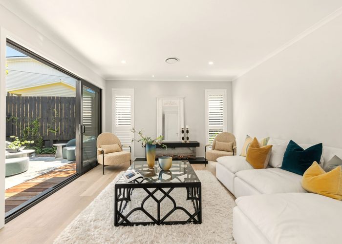  at 42C Gordon Avenue, Milford, North Shore City, Auckland