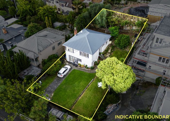  at 35 Middleton Road, Remuera, Auckland