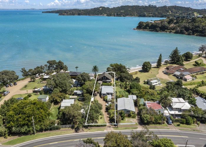  at 24 Miami Avenue, Surfdale, Waiheke Island