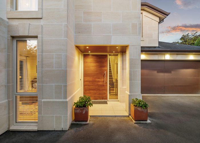  at 101 Aikmans Road, Merivale, Christchurch City, Canterbury