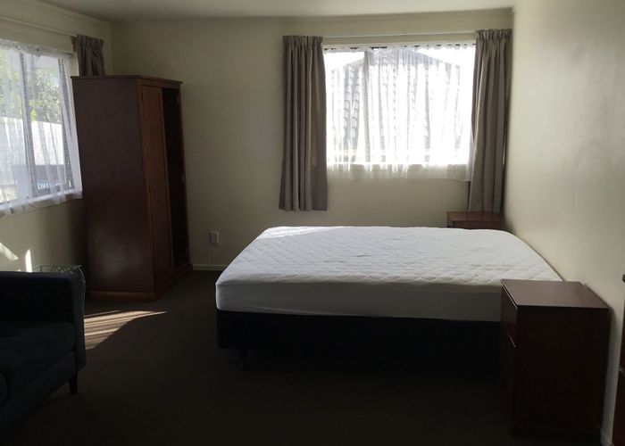  at 4/8B Schnapper Rock Road, Albany, North Shore City, Auckland