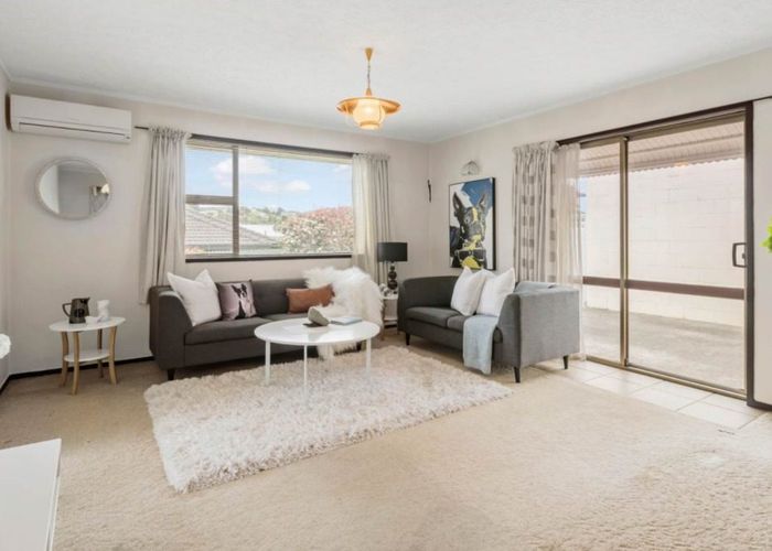  at 1/11 Thornton Road, Milford, North Shore City, Auckland