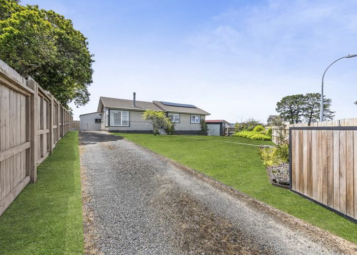  at 15 Waikaremoana Place, Pakuranga Heights, Auckland