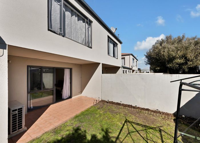  at Flat 4/51 King Street, Sydenham, Christchurch City, Canterbury