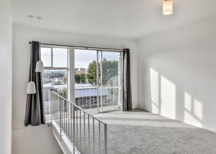  at 5/43 Blockhouse Bay Road, Avondale, Auckland