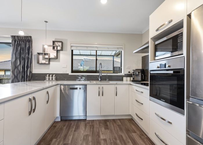  at 4 Bryan Gallagher Place, Welcome Bay, Tauranga