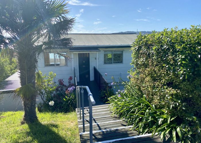  at 55 Kennedy Point Rd, Surfdale, Waiheke Island, Auckland