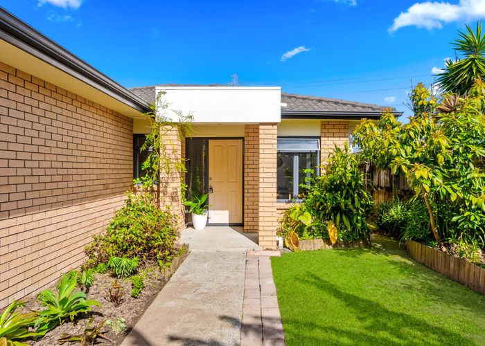  at 25D Gray Avenue, Mangere East, Auckland