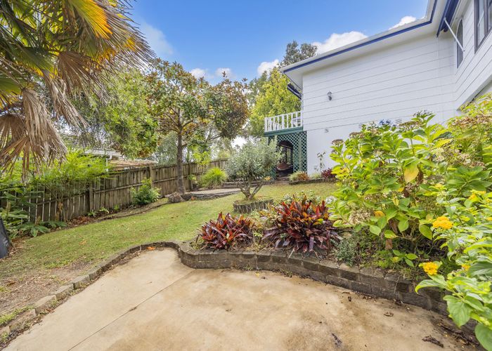 at 17 Louise Place, Browns Bay, North Shore City, Auckland