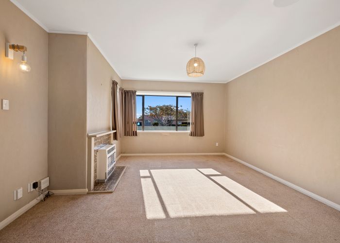  at 8 Exeter Street, Brooklands, New Plymouth