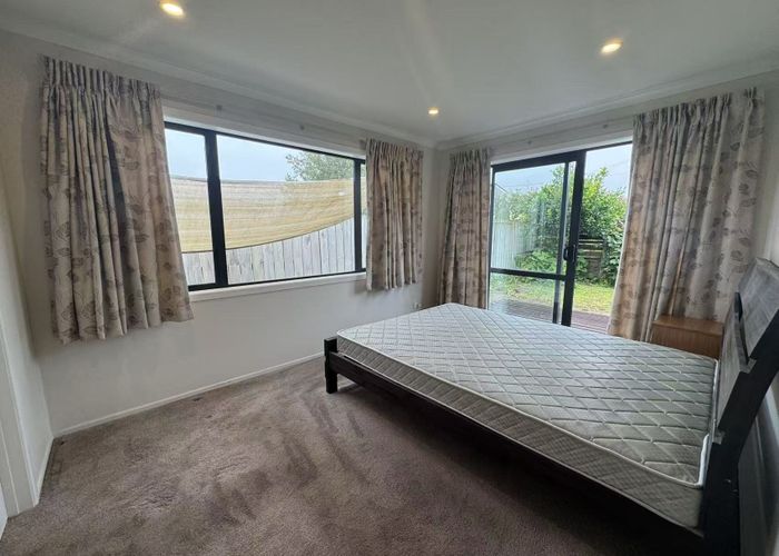  at 75a Knighton Rd, Hillcrest, Hamilton, Waikato