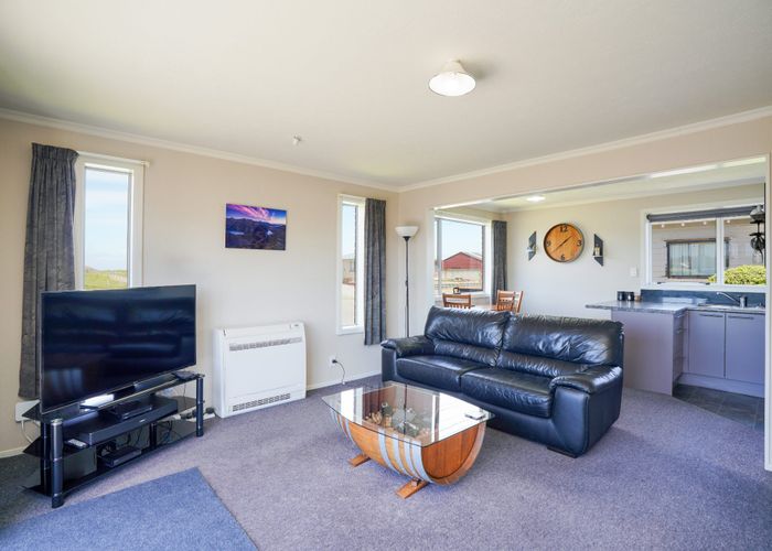  at 130 Avon Road, Clifton, Invercargill