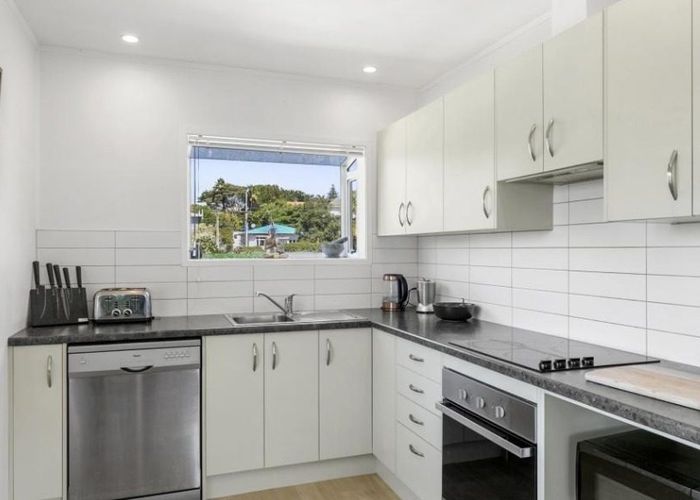  at 4/75 Taumata Road, Sandringham, Auckland City, Auckland