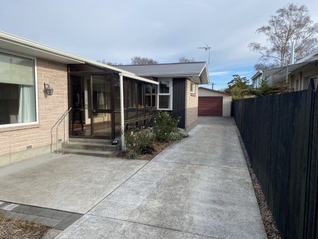 at 6 Dulles Place, Papanui, Christchurch