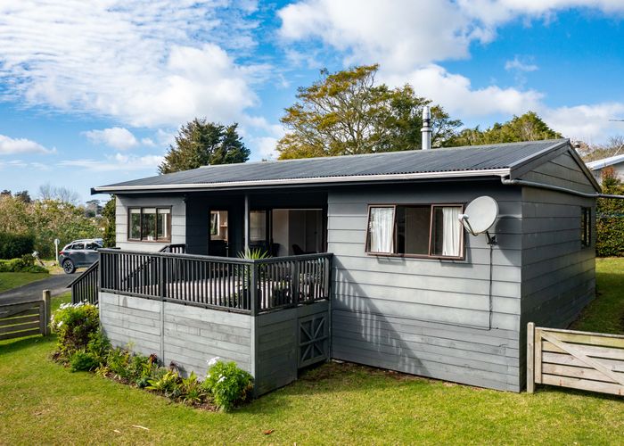  at 13 Tara Road, Kaiwaka