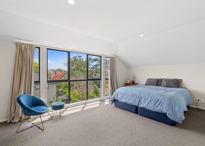  at 2/245A Bealey Avenue, City Centre, Christchurch City, Canterbury