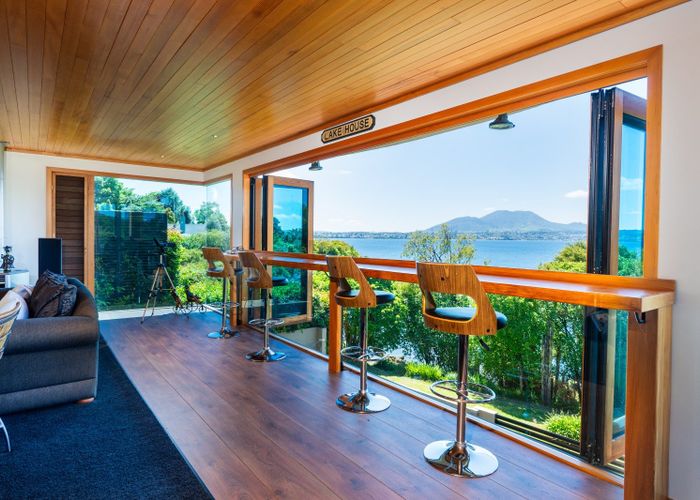  at 809 Acacia Bay Road, Acacia Bay, Taupo