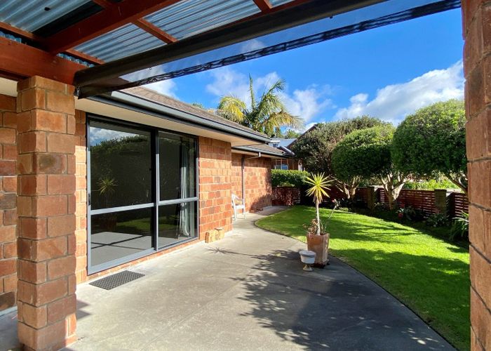  at 2 Wouldbank Way, Welcome Bay, Tauranga