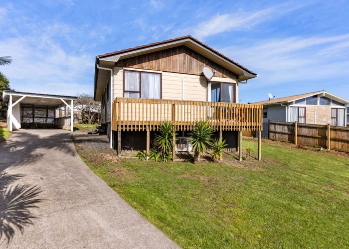  at 21 Shalimar Place, Clover Park, Auckland
