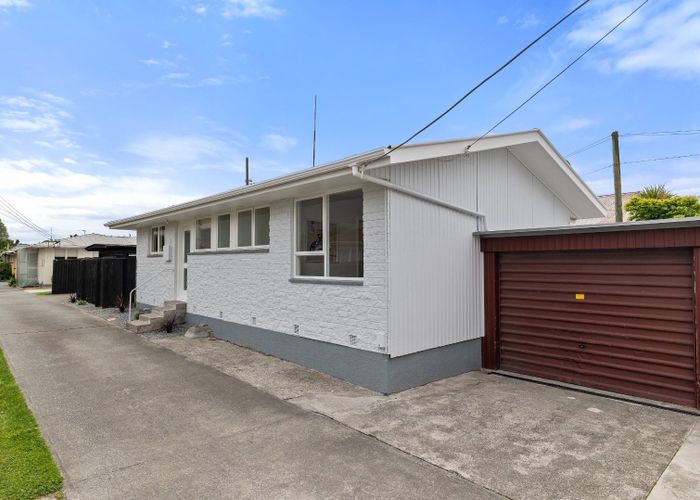  at 2/29 Wainoni Road, Wainoni, Christchurch