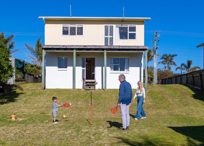  at 1285 Papamoa Beach Road, Papamoa Beach, Tauranga, Bay Of Plenty