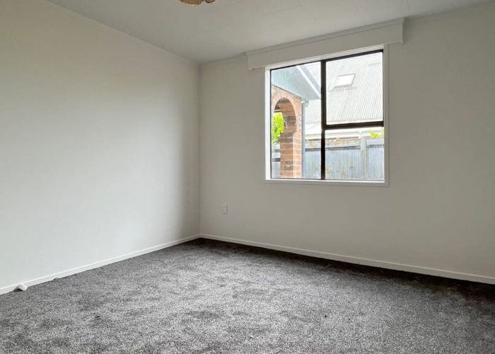  at 30 Queen Street, Riverhead, Riverhead