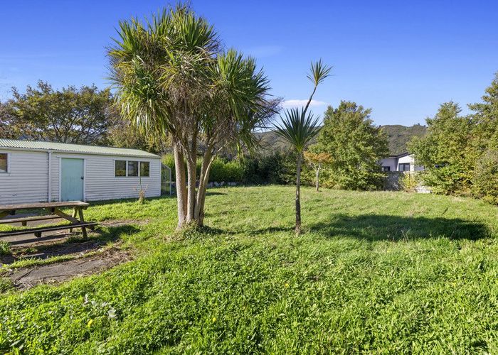  at 4/5 Westminster Road, Wainuiomata, Lower Hutt, Wellington