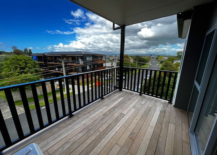  at 201/3 Beaumonts Way, Manurewa, Manukau City, Auckland
