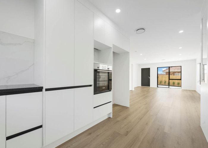  at Lot 4, 140 Kolmar Road, Papatoetoe, Manukau City, Auckland