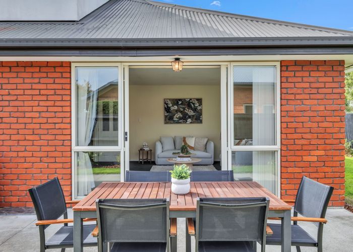  at 3 Rosefield Lane, Northcote, Christchurch City, Canterbury