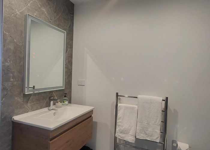  at 720B/20 Park Avenue, Ellerslie, Auckland City, Auckland