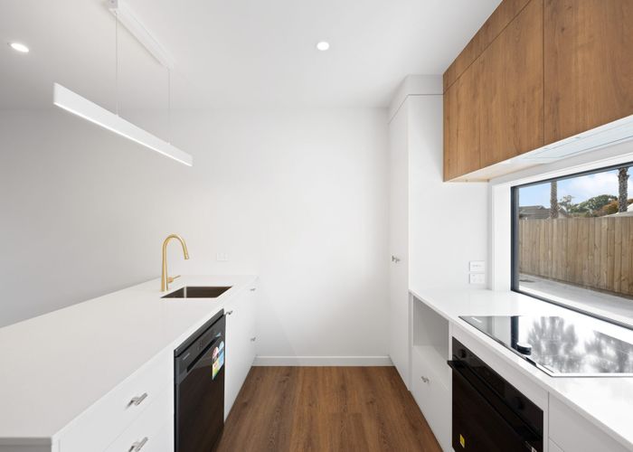  at 2/13 Pulham Crescent, Queenwood, Hamilton, Waikato