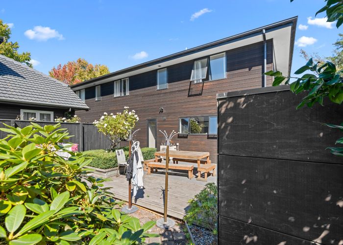  at 42 Newnham Terrace, Ilam, Christchurch City, Canterbury