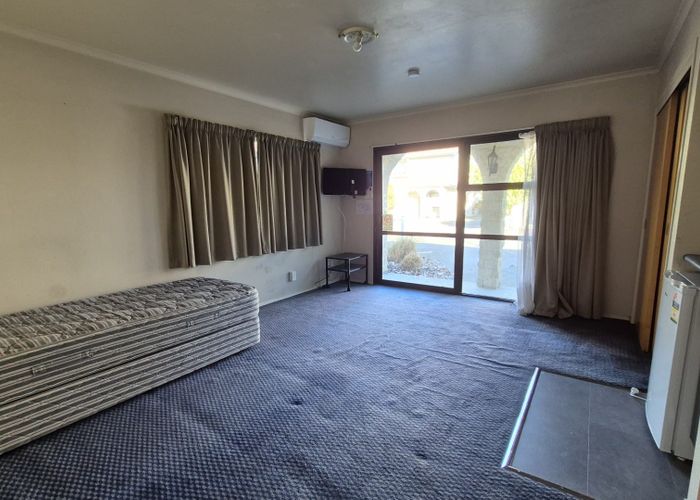  at B4/665 Pioneer Highway, Highbury, Palmerston North, Manawatu / Whanganui