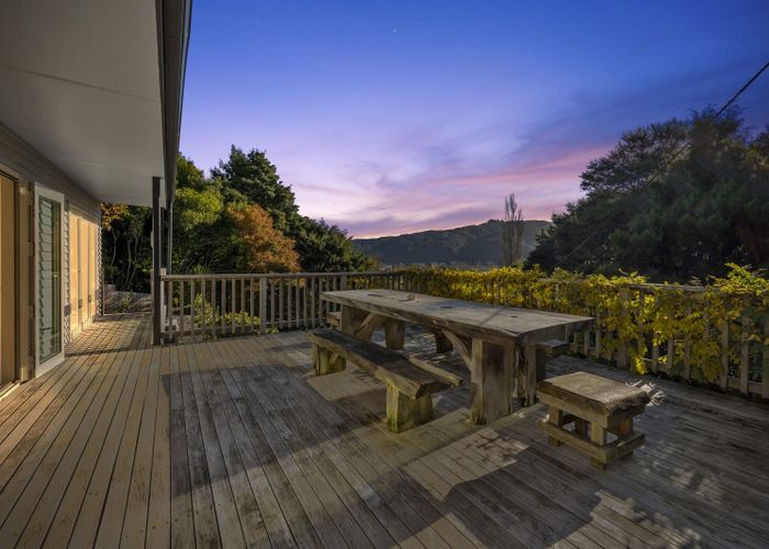  at 74A Heretaunga Square, Silverstream, Upper Hutt