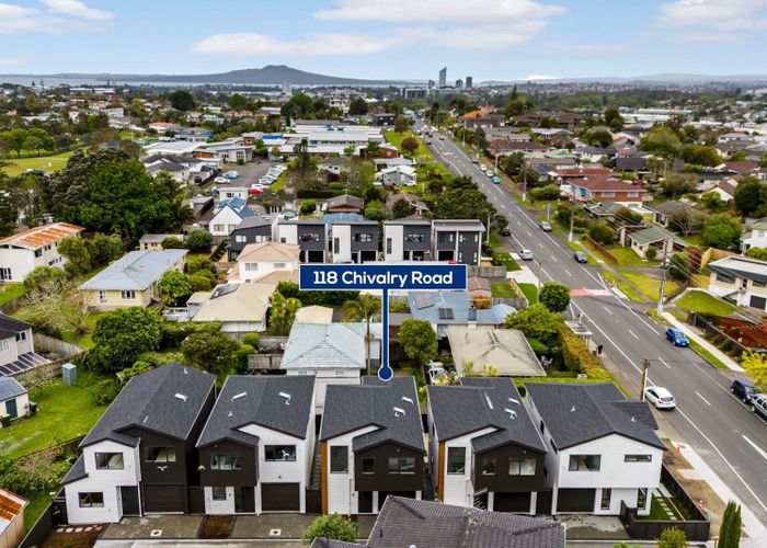  at Lot 4/118 Chivalry Road, Glenfield, North Shore City, Auckland