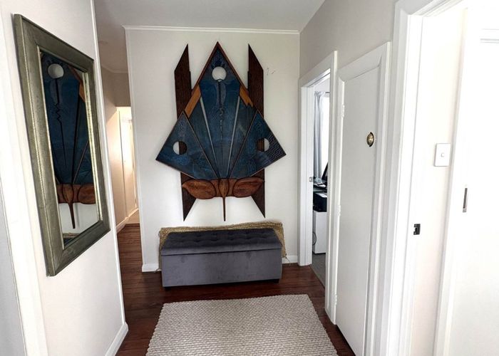  at 6 George Street, Mangere East, Auckland