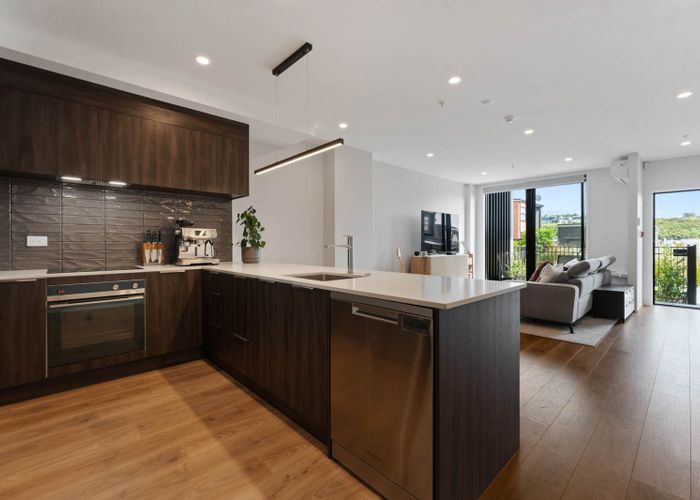  at 7/18 Karengo Street, Long Bay, North Shore City, Auckland