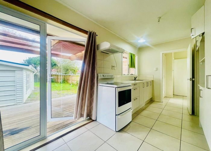  at 11 Awatere Street, Clover Park, Auckland