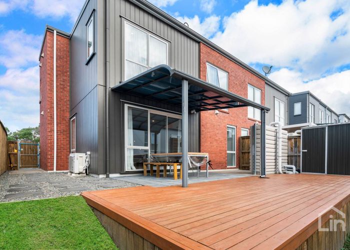  at 11 Orowaru Avenue, Massey, Waitakere City, Auckland