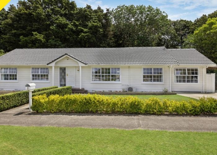  at 6 Walpole Avenue, Hillpark, Auckland