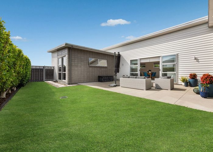  at 26 Lydiard Place, Beachlands, Auckland