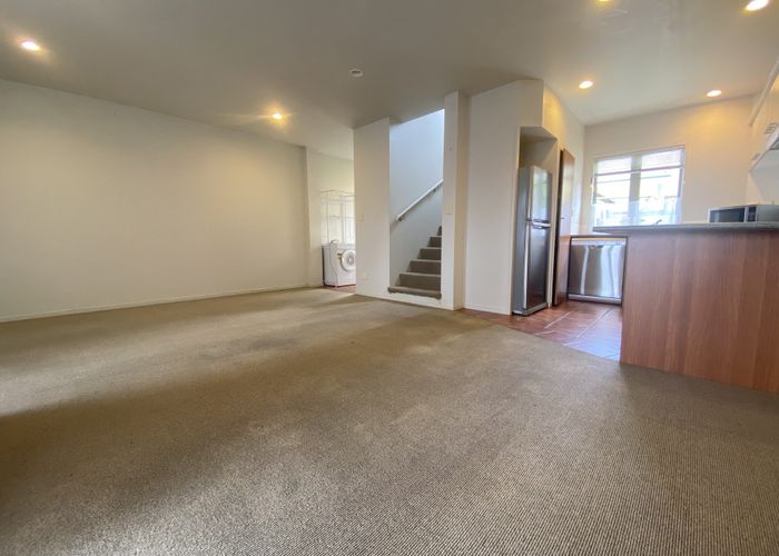  at 5 Mt Lebanon Lane, Henderson, Auckland